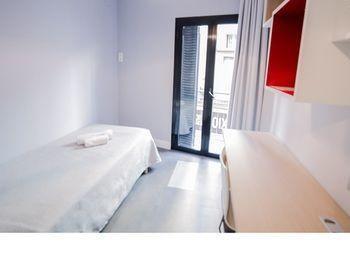 Residencia Universitaria San Agustin Барселона Экстерьер фото