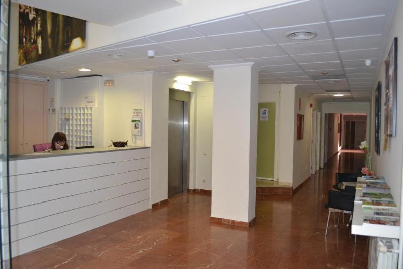 Residencia Universitaria San Agustin Барселона Экстерьер фото