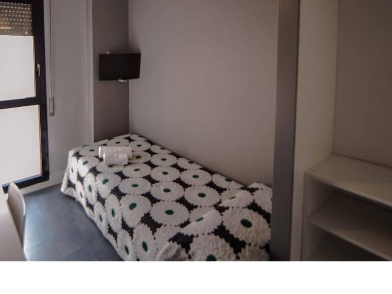 Residencia Universitaria San Agustin Барселона Экстерьер фото